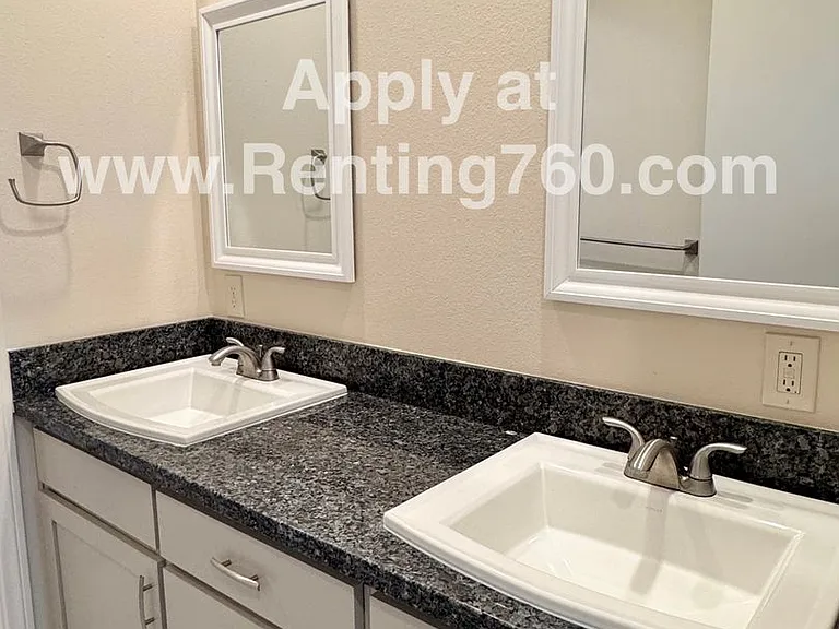 56923 Ivanhoe Dr — Photo 46