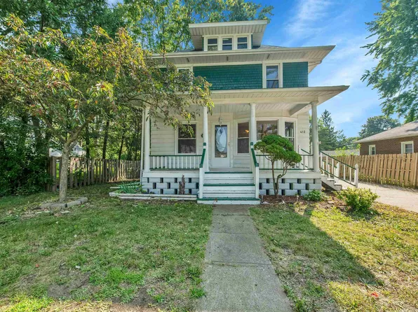 412 S Main St, Capac, MI 48014