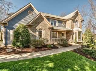 7119 Bennington Woods Dr, Pittsburgh, PA 15237