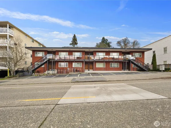 7106 California Avenue SW #101, Seattle, WA 98136