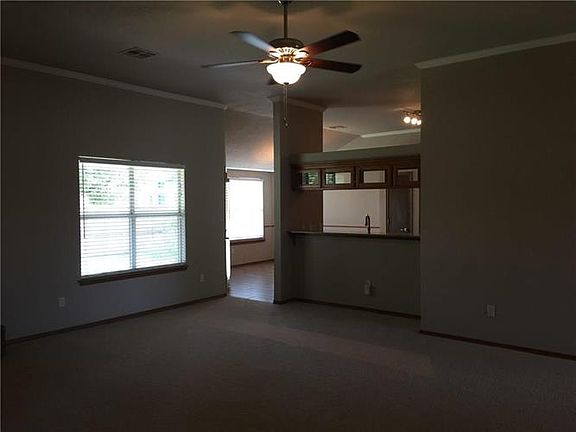 5th image of 2213 SW 135th Pl
