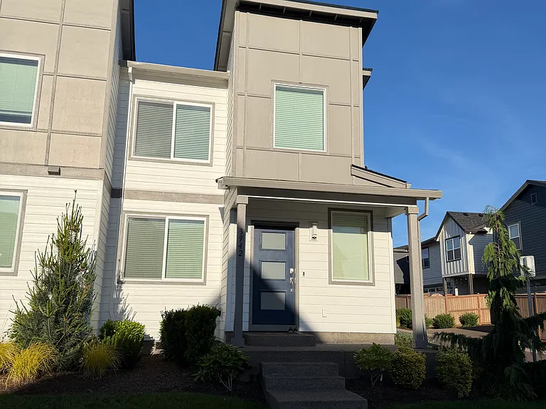3942 SE 81st Ave — Photo 2