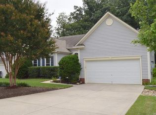 11136 Carver Pond Rd, Charlotte, NC 28269