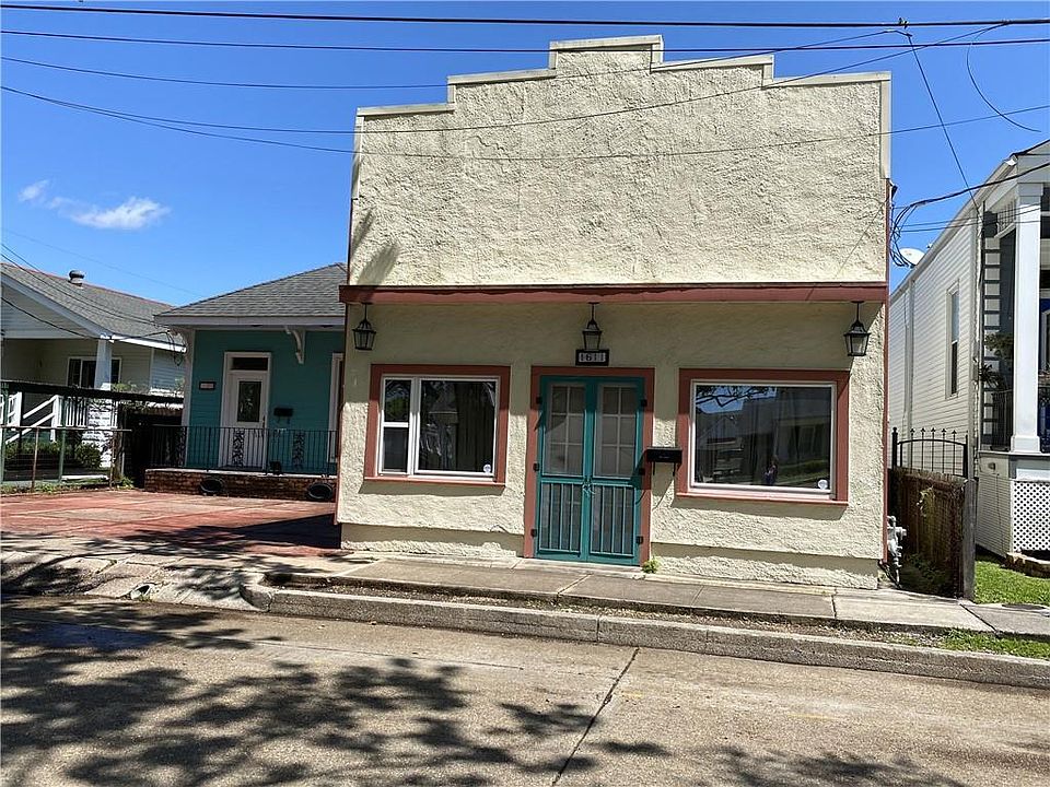 1st image of 611 Huey P Long Ave
