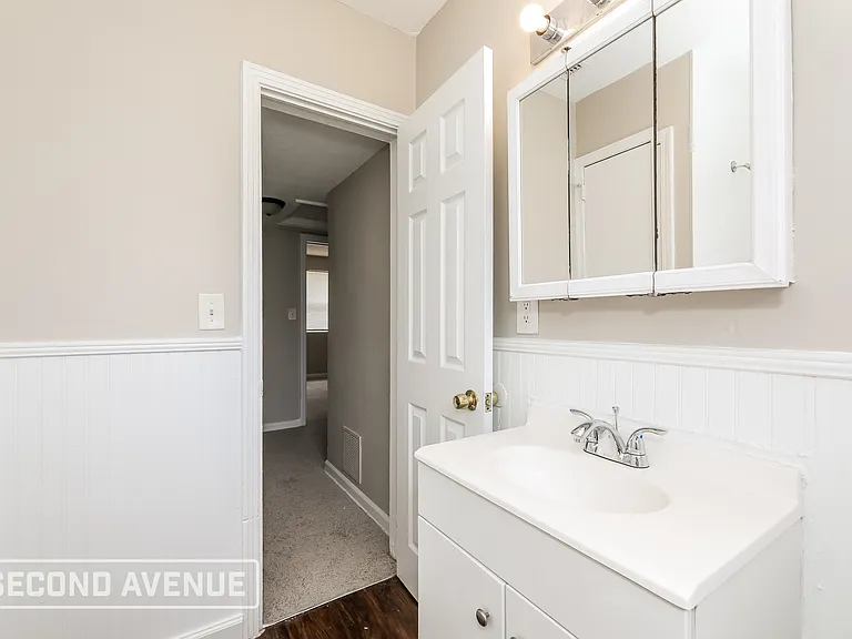 1021 Lake Forest Blvd — Photo 18