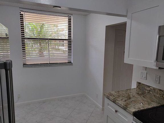 3rd image of 1850 Homewood Blvd #2100