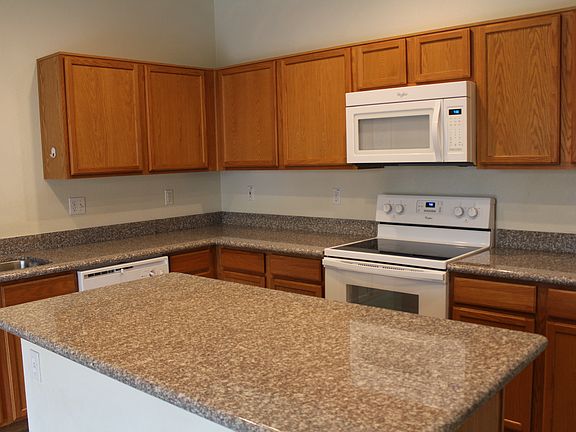 3rd image of 2692 S Southwind Dr