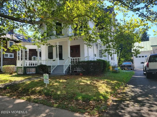14 Blackwell Avenue, Hopewell Boro, NJ 08525