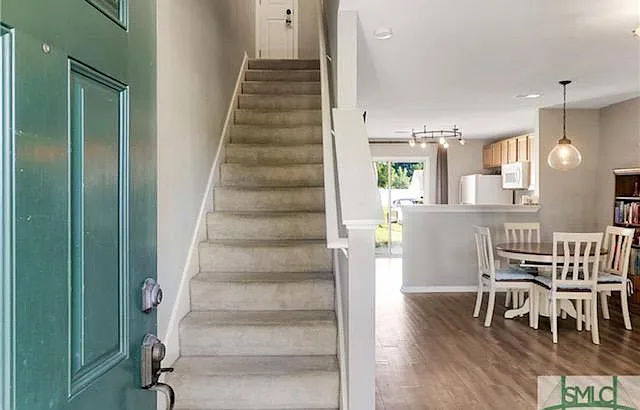 46 Bushwood Dr — Photo 14