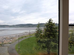 651 SE Bayshore Dr, Oak Harbor, WA 98277
