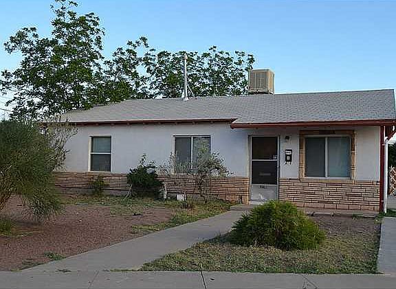 2nd image of 205 Longhorn Dr