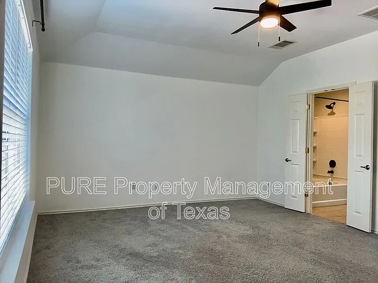 1405 Summercrest Blvd — Photo 14