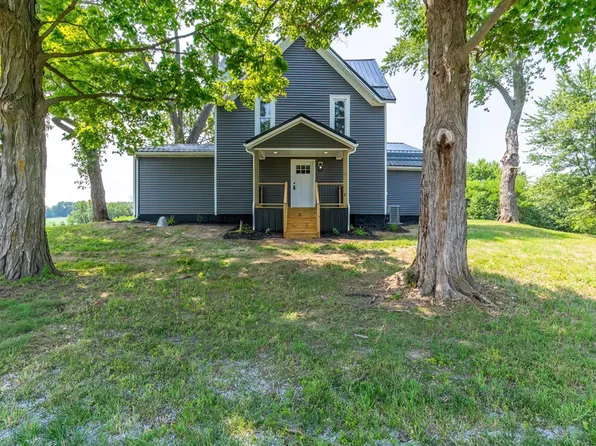 4900 E State Road 8, Kendallville, IN 46755