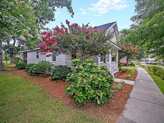 2nd image of 4916 W Liberty Park Cir