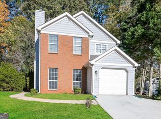 894 Churchill Ct, Stone Mountain, GA