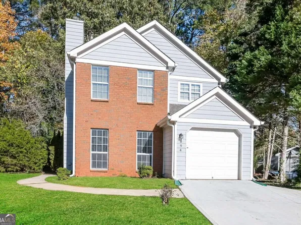 894 Churchill Ct, Stone Mountain, GA 30083