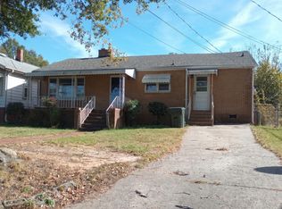 206 Harris St, Greer, SC 29651