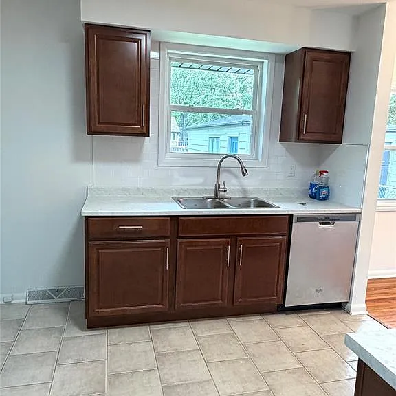 3186 Mark Ave — Photo 8