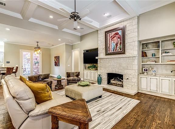 4th image of 5925 Newgate Ln