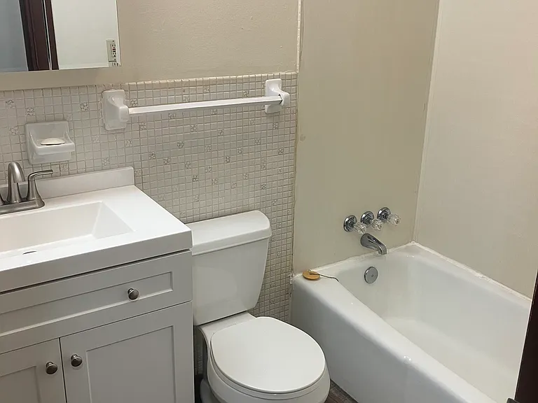 209 Howard Dr #B — Photo 7