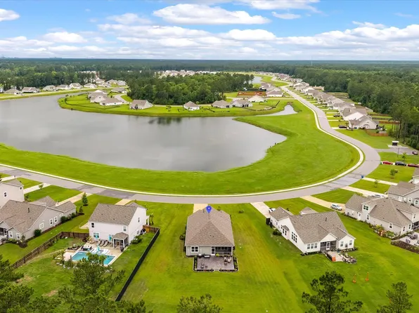 1112 Wading Point Blvd, Huger, SC 29450