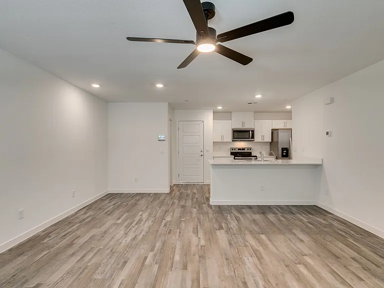 9849 Hidden Pass Ave — Photo 19