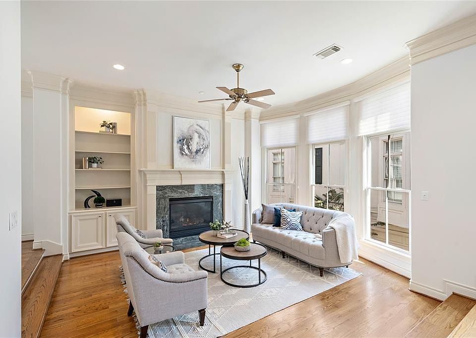 1st image of 4007 Bellefontaine St #A