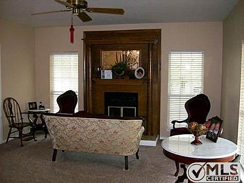 4th image of 16726 Farm Road 1567 W