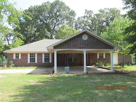 2nd image of 1103 Sherwood Forest Dr