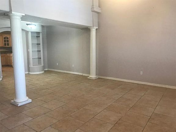 3rd image of 12472 Tierra Cipres Dr
