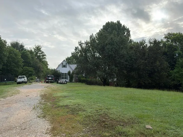 22 16th St, Ragland, AL 35131