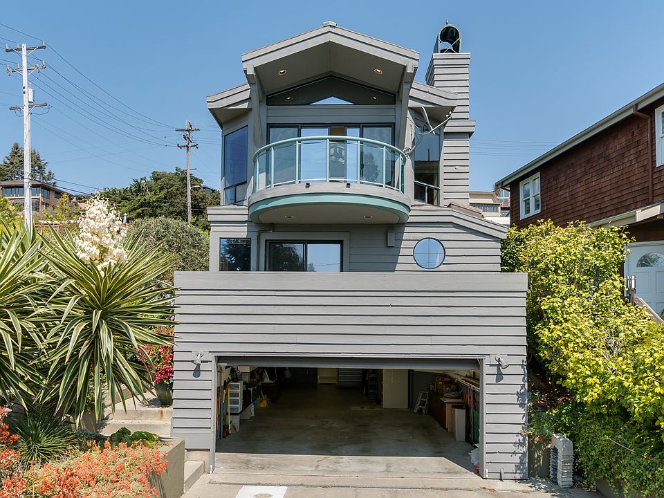 2nd image of 567 Marine St