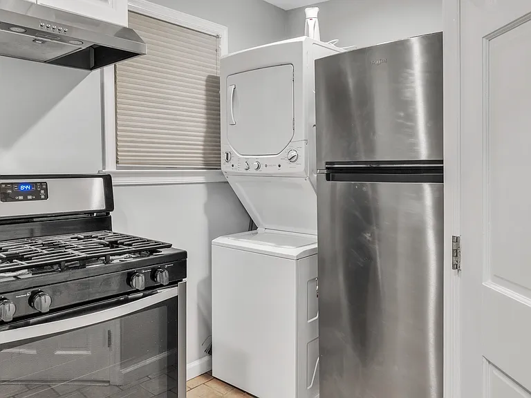 1820 Parkway #1 — Photo 9