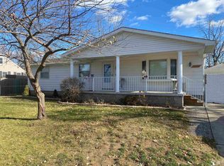 15169 Flanders St, Southgate, MI