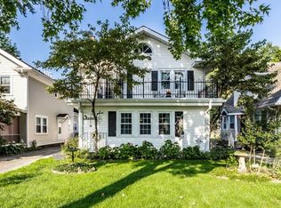 5446 Broadway St, Indianapolis, IN 46220