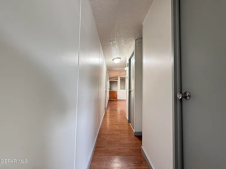 5941 Sixta Dr — Photo 42
