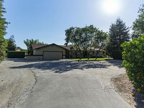 2nd image of 3390 Fallon Rd