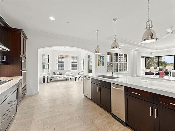 4th image of 4731 Via Del Corso LN #202