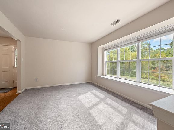 4th image of 1408 Black Walnut Dr #1408