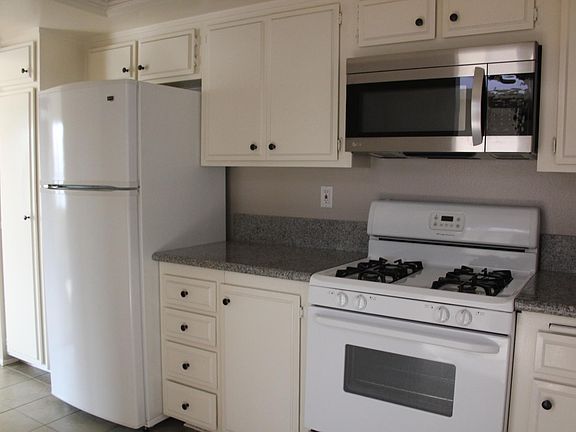 4th image of 441 E San Jose Ave Unit 306