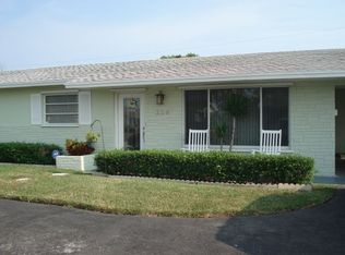 226 SW 11th Ave, Boynton Beach, FL 33435