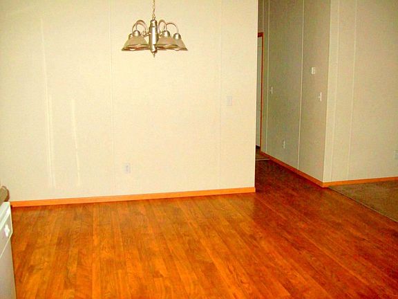 5th image of 906 Sherwood Frst