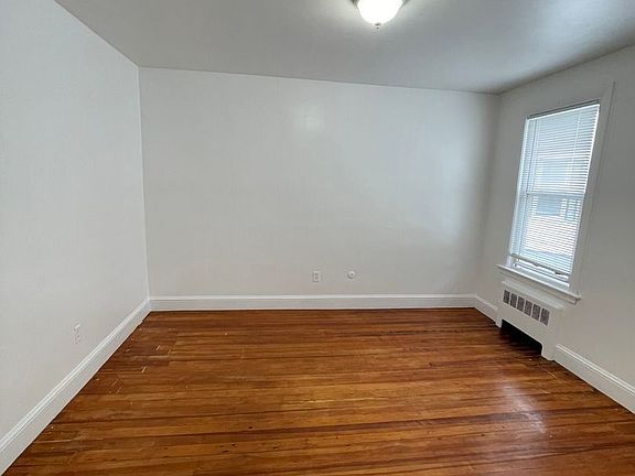 5th image of 87 Winthrop Shore Dr APT 4A
