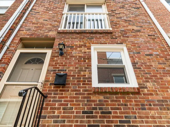 754 S Mildred St, Philadelphia, PA 19147