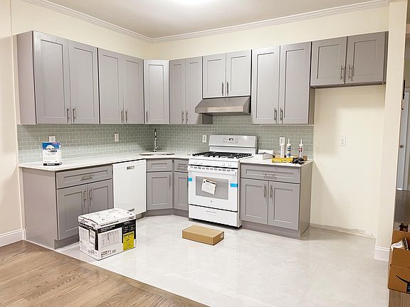 2nd image of 14914 15th Dr Unit 2
