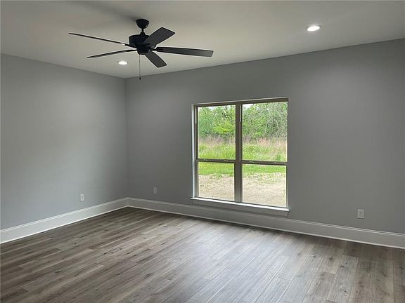 4th image of 187 River Place Dr