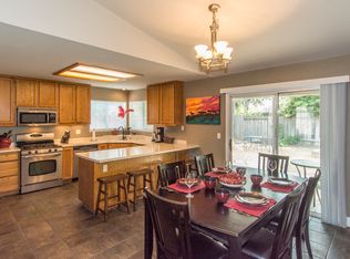 2563 Dewberry Dr, Redding, CA 96003