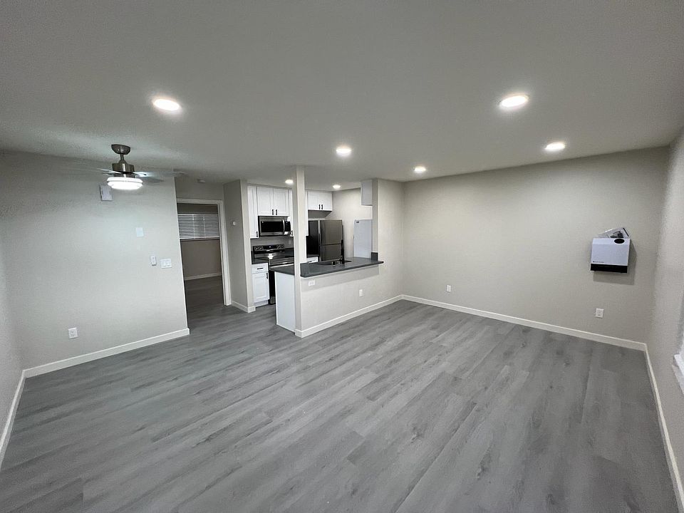 1st image of 4370 Wilson Ave #3