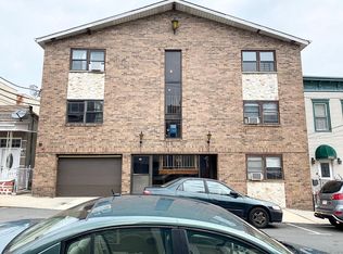 304 71st St APT 12, Guttenberg, NJ 07093