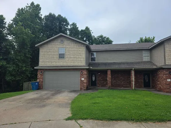 605 NW 17th Ct, Bentonville, AR 72712